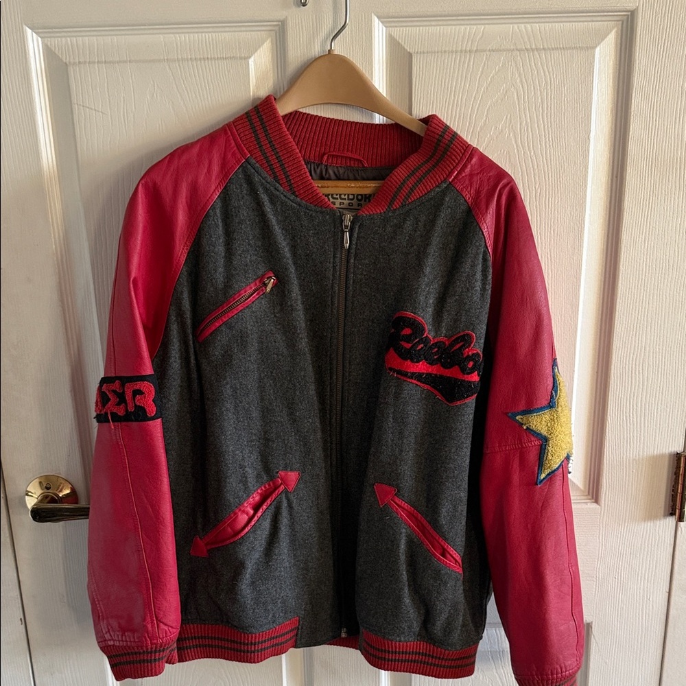 Vintage 1980’s Reebok Red and Gray Bomber Jacket size Men’s Medium